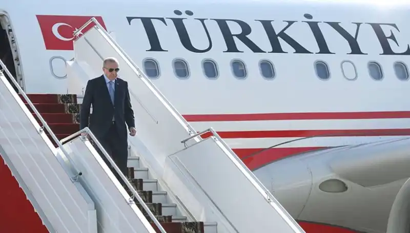 Cumhurbaşkanı Erdoğan İtalya’dan Dönerek Türkiye’ye Önemli Mesajlar Verdi