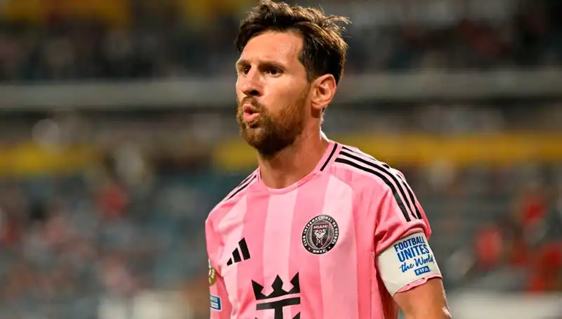 Messi'nin İlk Maçında dramatik beraberlik: Son Dakika Şutu Direkten Döndü
