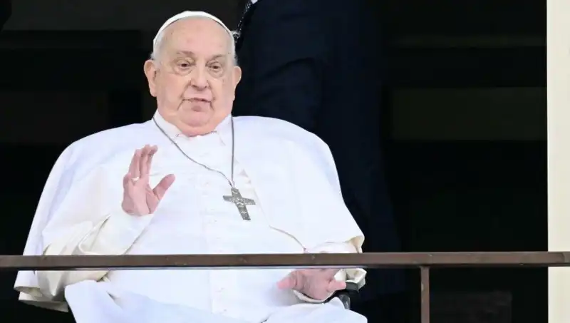 Papa Francis, 5 Hafta Sonra Hastaneden Görüntülendi: Sağlığı Hakkında Son Durum