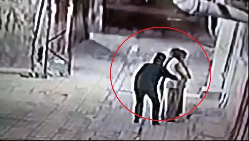 Kapkaççılara Tarihi Operasyon: Polis Pazarcı ve Simitçi Kılığına Girdi!