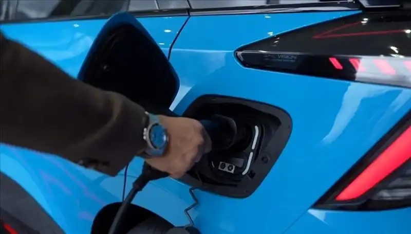 Elektrikli Araç Şarj İstasyonu Sayısı 11 Bini Aştı: Yeşil Geleceğe Bir Adım Daha!
