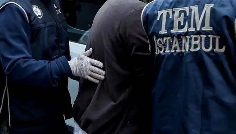 İstanbul'da DHKP-C Operasyonu: 35 Kişi Gözaltına Alındı, Eski Başkan da Var