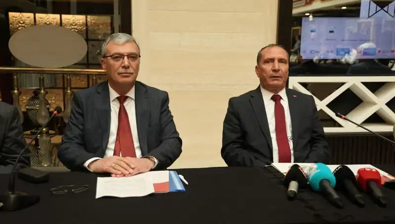 Konya'da Şok İstifa: Yeniden Refah Partisi'nden İki Belediye Başkanı Görevden Ayrıldı