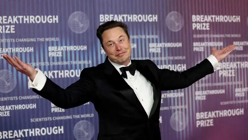Elon Musk, X'in Yeni Mesajlaşma Uygulamasıyla Flört Dünyasına Adım Atıyor!