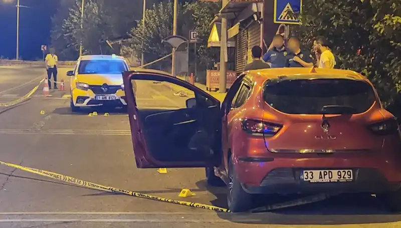Otomobil Savaşında Kan Ve Gözyaşı: İki Ölü, Beş Yaralı