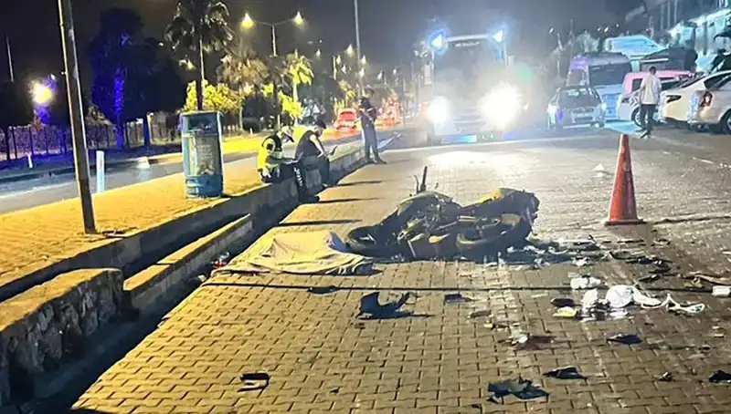 Alanya'da Motosiklet Kazası: Hayatları Değiştiren O An