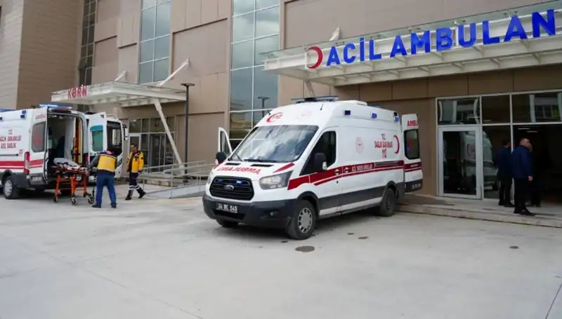 Erzincan'da Feci Kaza: Can Pazarına Dönen Olayda Bir Kişi Hayatını Kaybetti