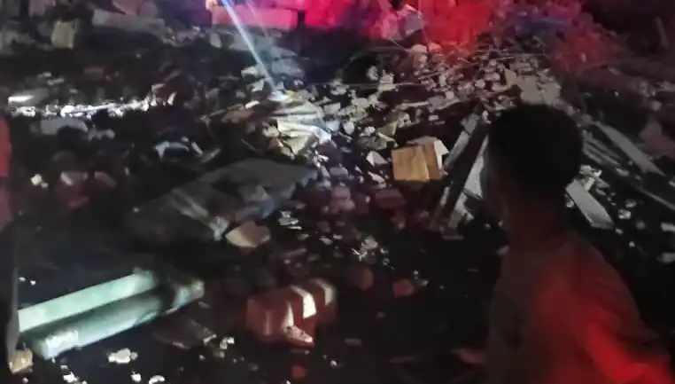 Yemen'de ABD Saldırısı: 6 Kişi Hayatını Kaybetti, 16 Yaralı