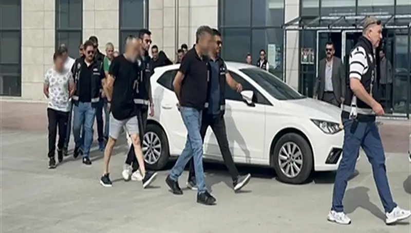 36 Bin Kişiye Hayal Satıp 10 Milyar Lira Dolandırdılar!