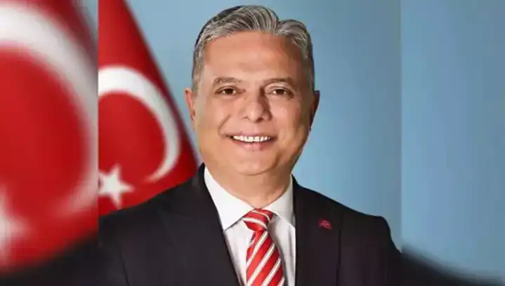 CHP Genel Başkan Adayı Ümit Uysal: Politika Hayatındaki Yolculuğu