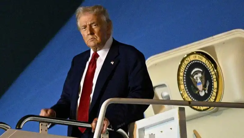 ABD Başkanı Trump, Lahey'de NATO Zirvesi’nde Dünya Güvenliğine Yön Verecek