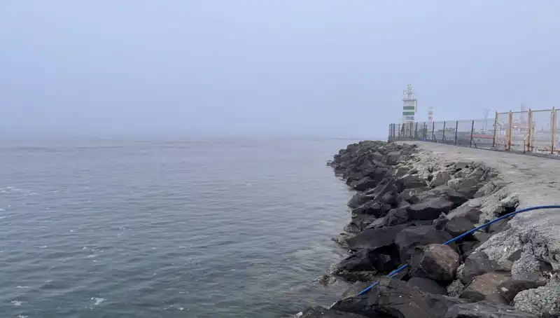 Çanakkale Boğazı'nda Yoğun Sis: Gemi Geçişleri Sona Erdi