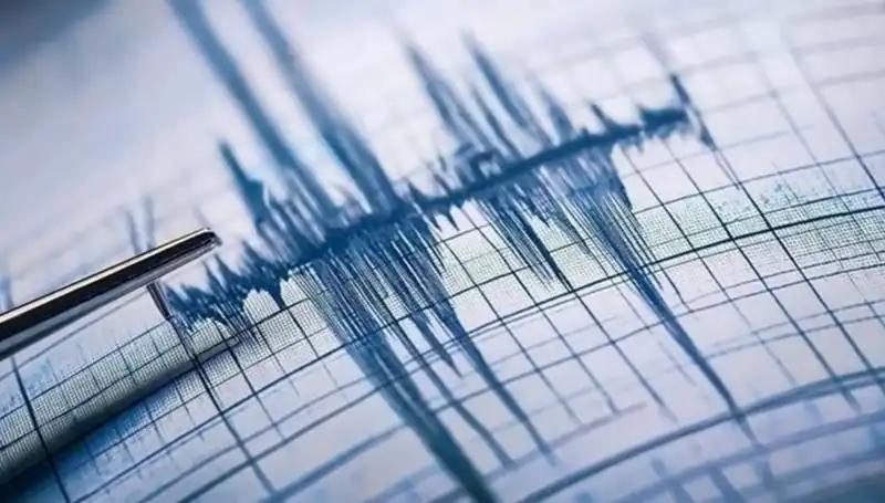 İstanbul'un Kalbinde Deprem! Silivri Açıkları Sarsıldı