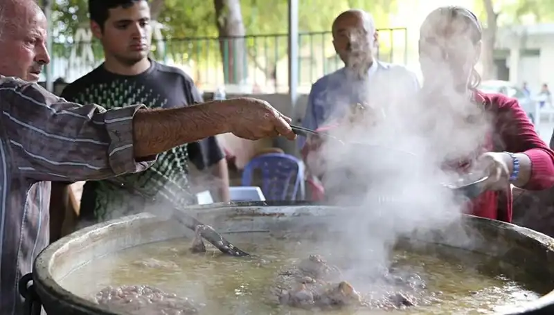 Gadir-i Hum Bayramı’nın Önemi ve Kutlama Gelenekleri Nedir?