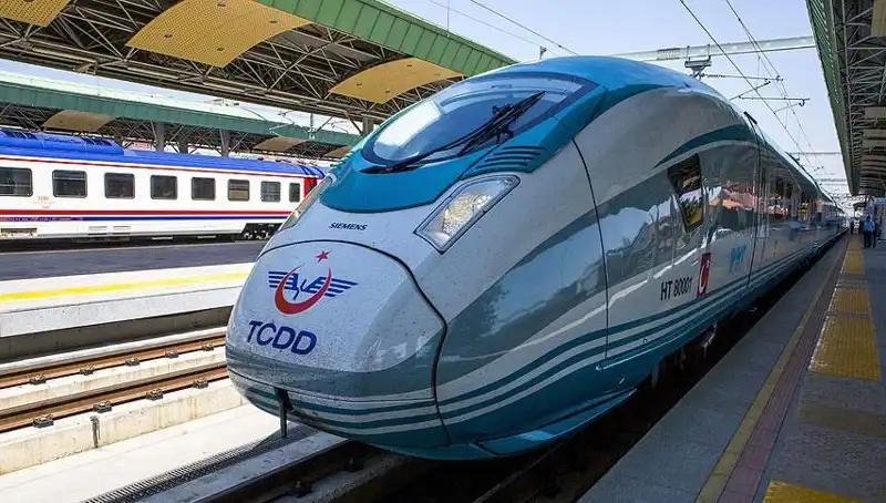 TCDD, 140 Yeni Tren Makinisti Alımı Duyurdu: Başvuru Detayları ve Şartlar