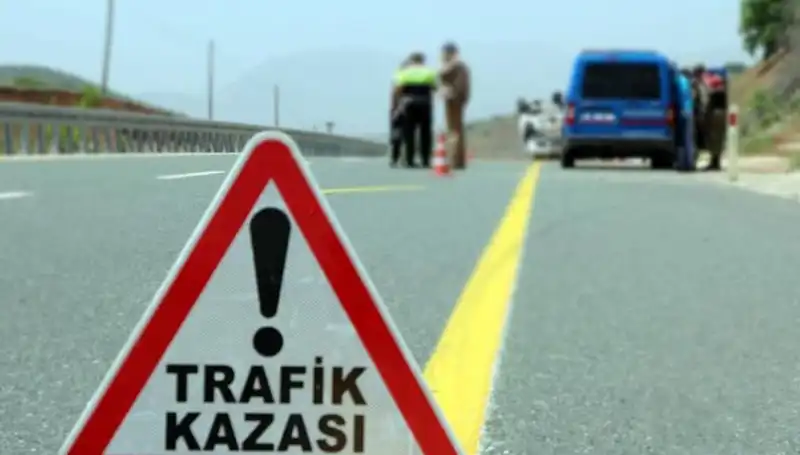 Bitlis'te İki Ayrı Kazada 19 Kişi Yaralandı, Faciadan Son Anda Kurtuluş!