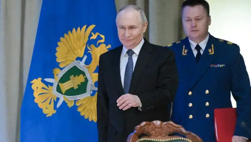 Rusya'da Tarihi Dönüm Noktası: Putin'den 6 Ay Süreyle Şok Açıklama