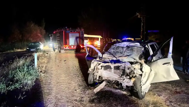 Ciple Traktörün Çarpışması: 5 Yaralı, Kaza Anı Şok Edici Görüntülerle Ortaya Çıktı