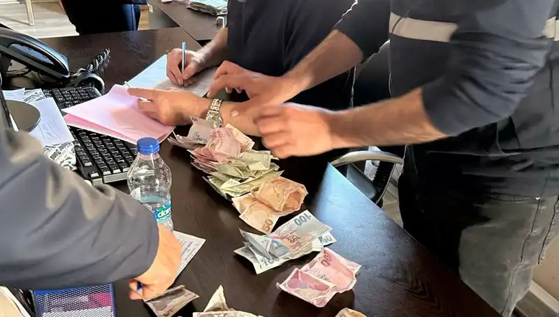 Antalya'da Dilenci Operasyonu: Elde Edilen Para Şok Edici Boyutta!