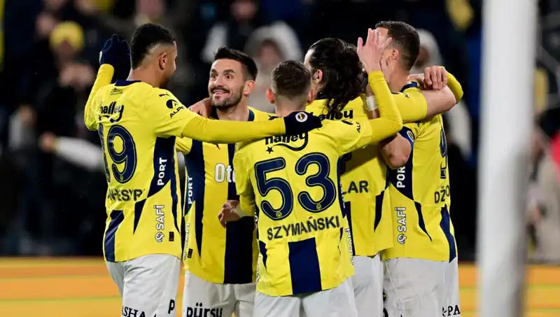 Kadıköy'de Futbol Coşkusu: Hem Takımlar Hem Taraftarlar İçin Kritik Anlar