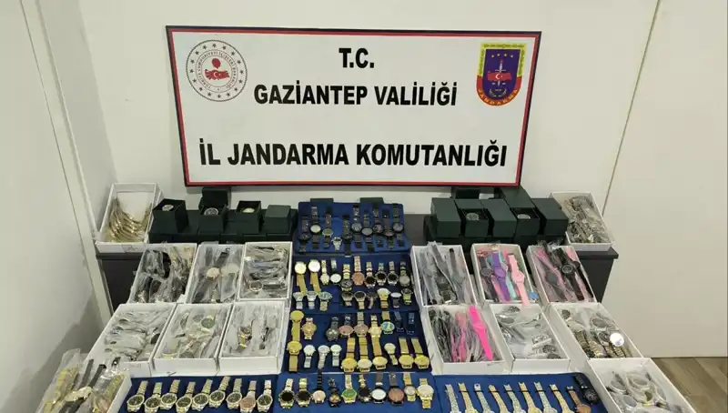 Gaziantep'te Dev Kaçak Saat Operasyonu: Piyasa Değeri 3 Milyon Lira!