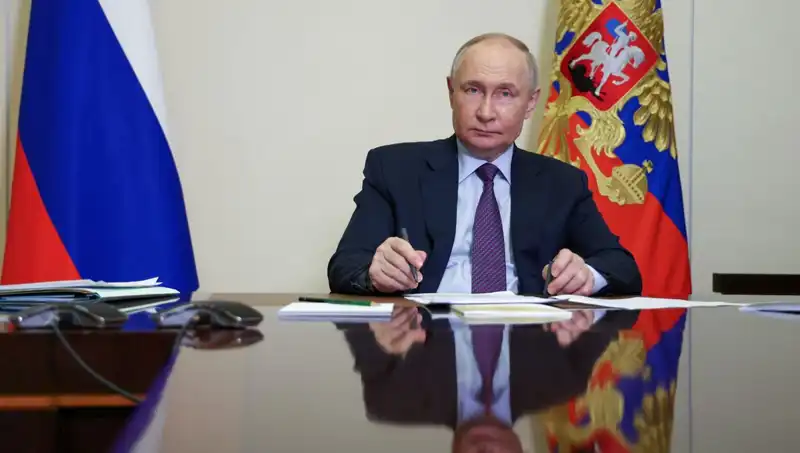 Putin, Esad'ı Suriye'den Nasıl Ayrı Tutuyor?