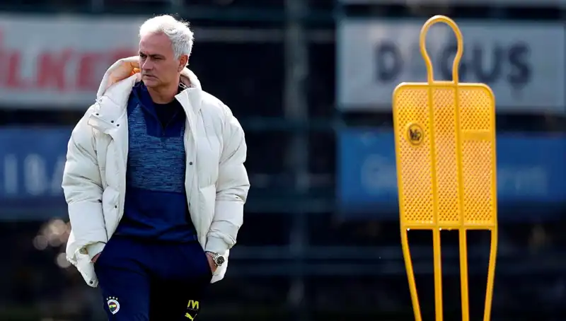 Fatura Mourinho'ya: Futbol Dünyasında Dark Şeyler Neler Oluyor?